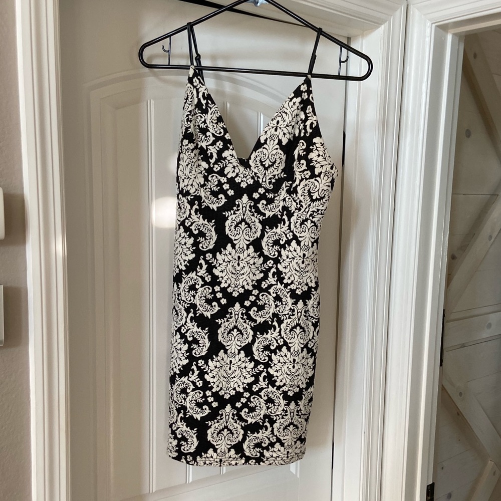 Adorable ASTR mini dress